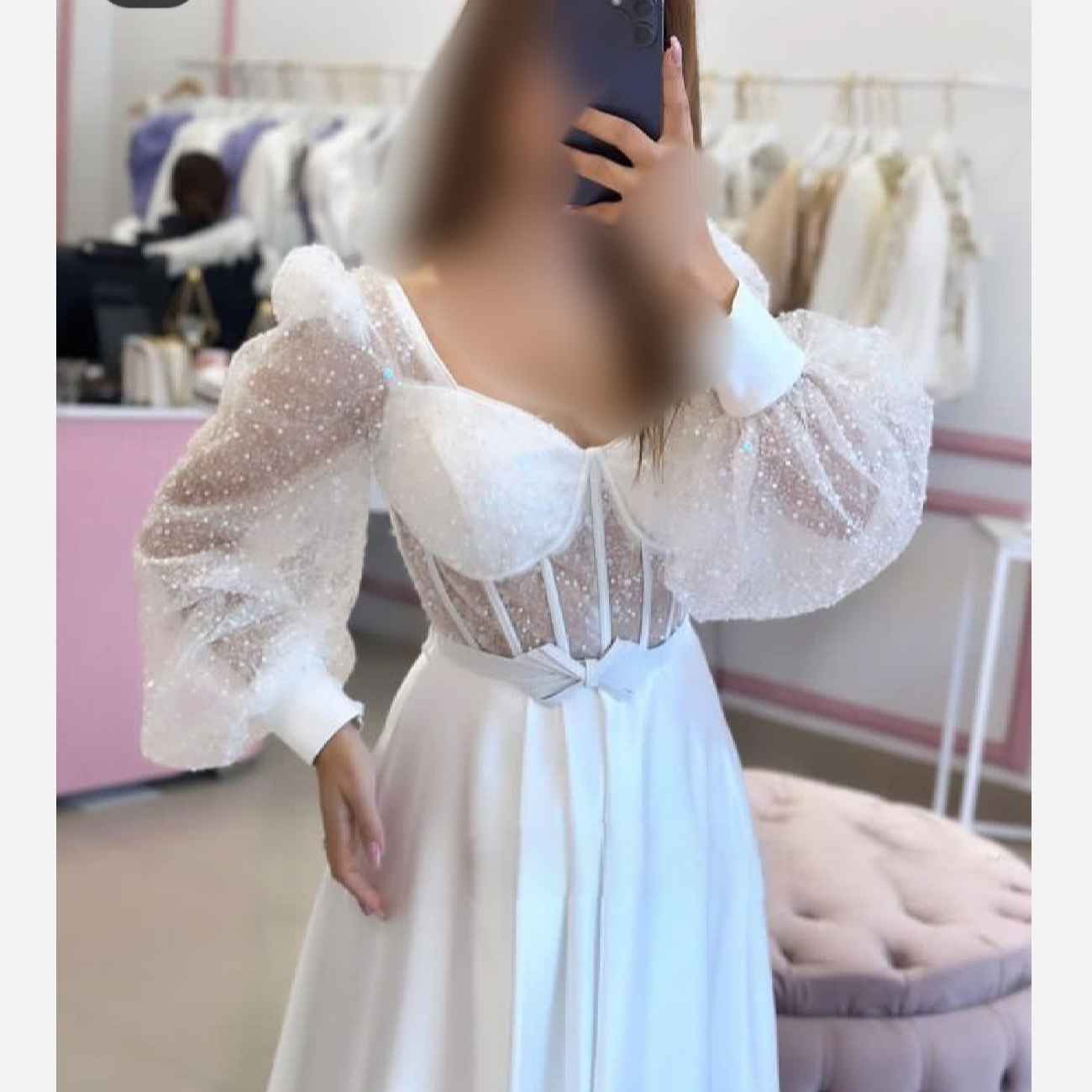 Persisches Hochzeitskleid – Arabischer Stil mit Spitzenärmel, schick & luxuriös