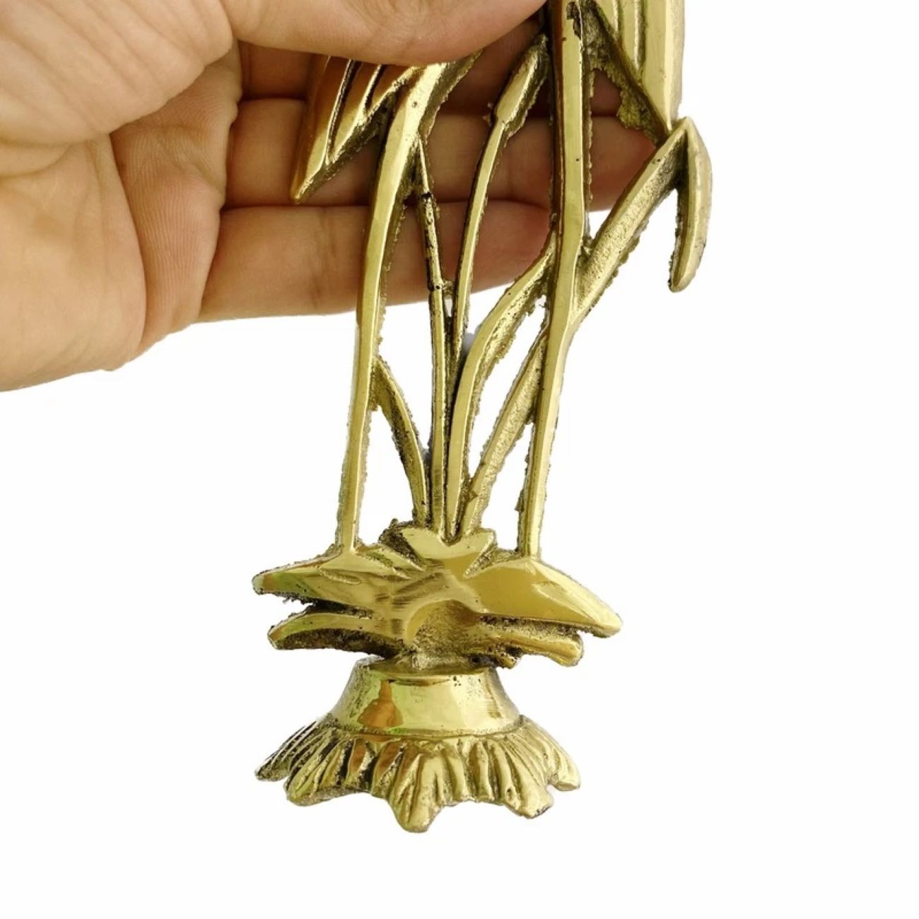 Dekorative Vogelfigur aus Messing – Für moderne Dekoration