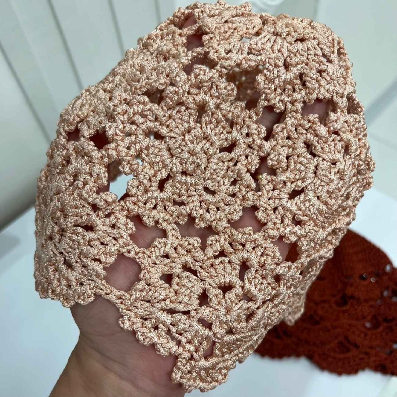 Gehäkelte Mütze – Handgefertigt, warm & bequem, geeignet für jeden Stil und jede Jahreszeit
