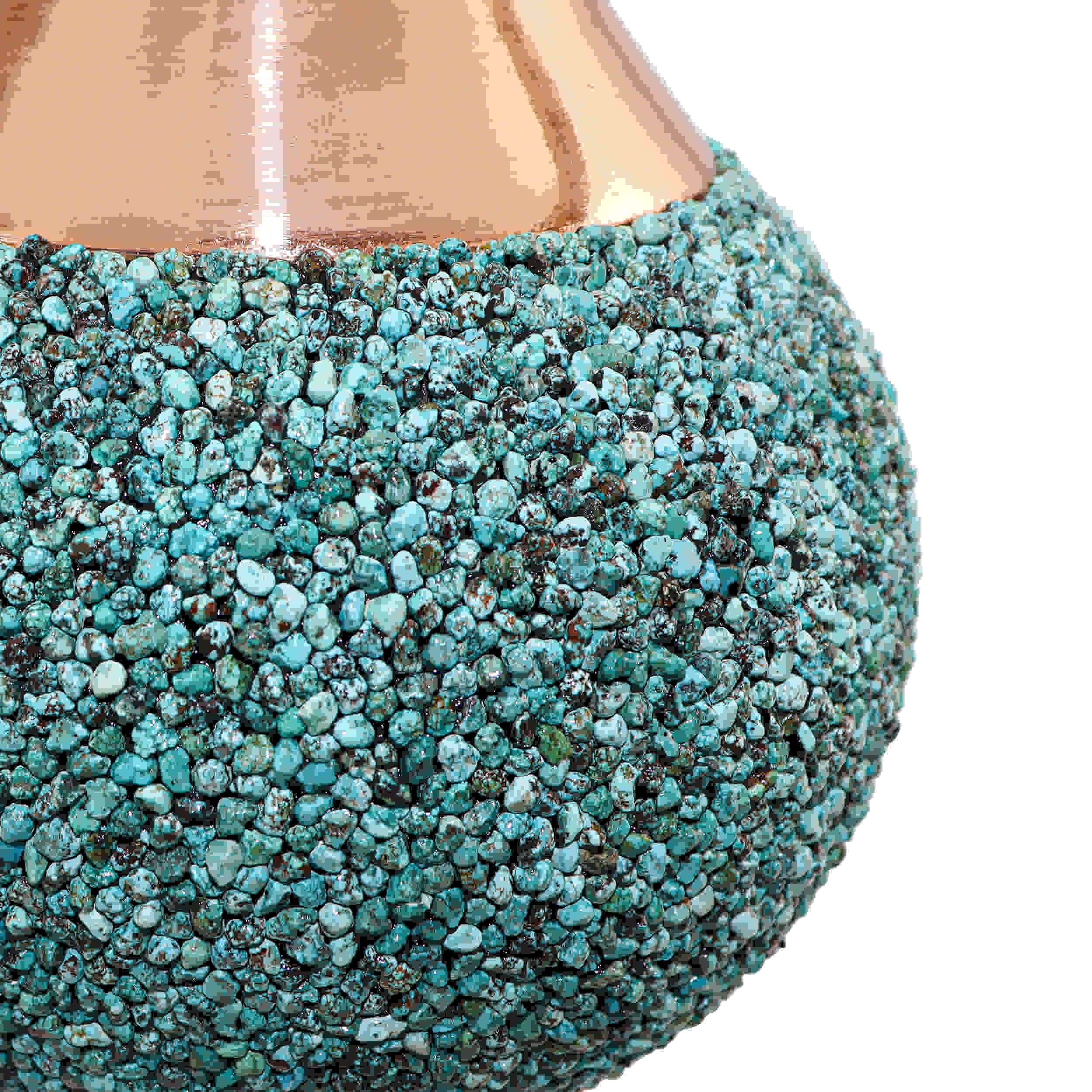 Dekorative Kupferflasche – Handgefertigt von persischen Kunsthandwerkern mit auffälligem Türkiseinlage-Design