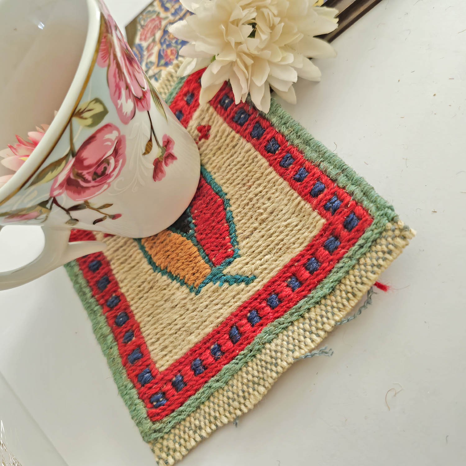 Handgewebter persischer Kilim-Untersetzer – Pistazien-Design aus Fars
