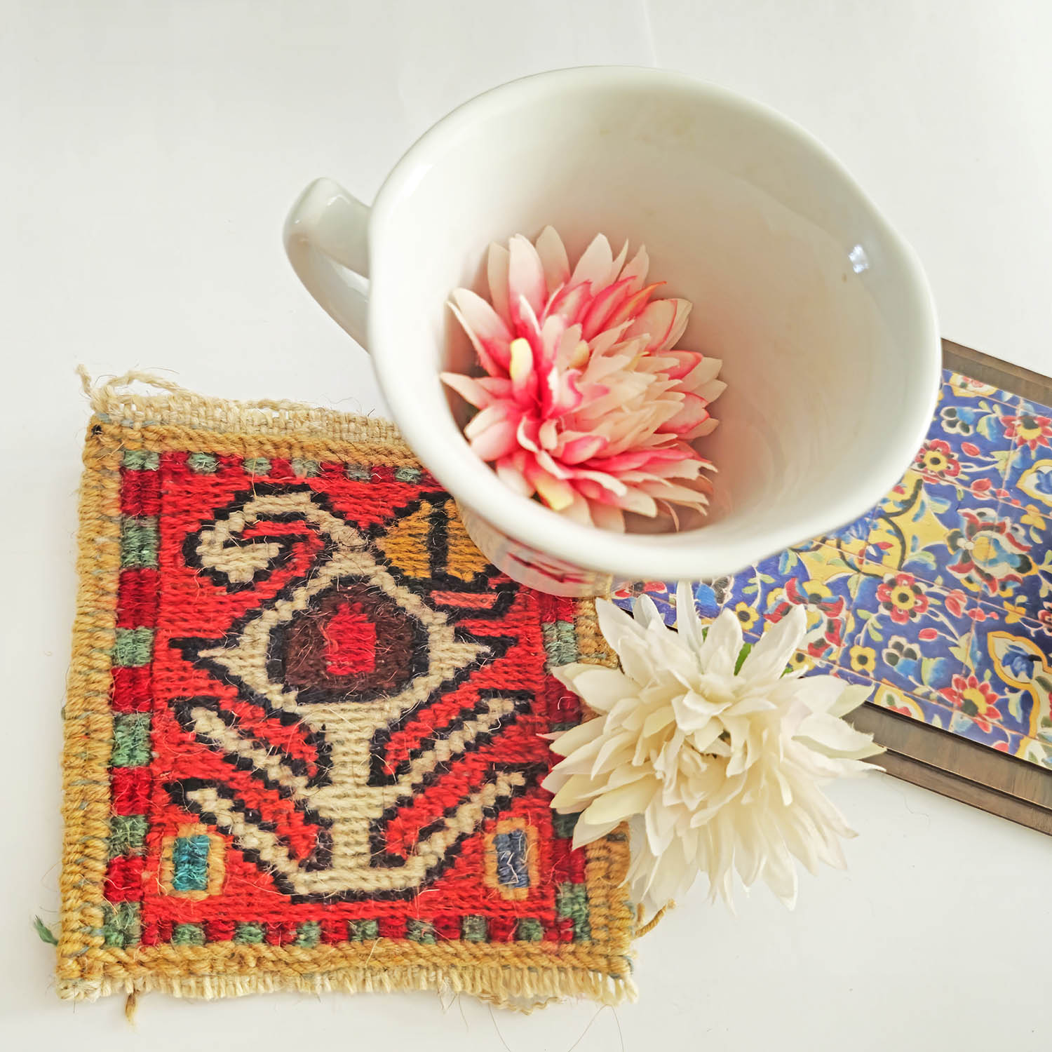 Persischer Kilim-Untersetzer – Geometrisches Design