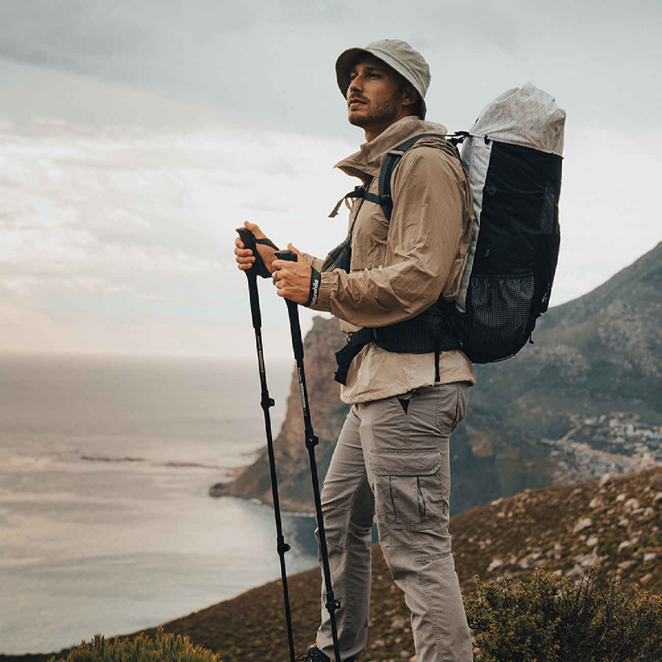 Wanderstock – Beste Wahl für Camping & jedes Budget, Sicherheit & Komfort (x2)