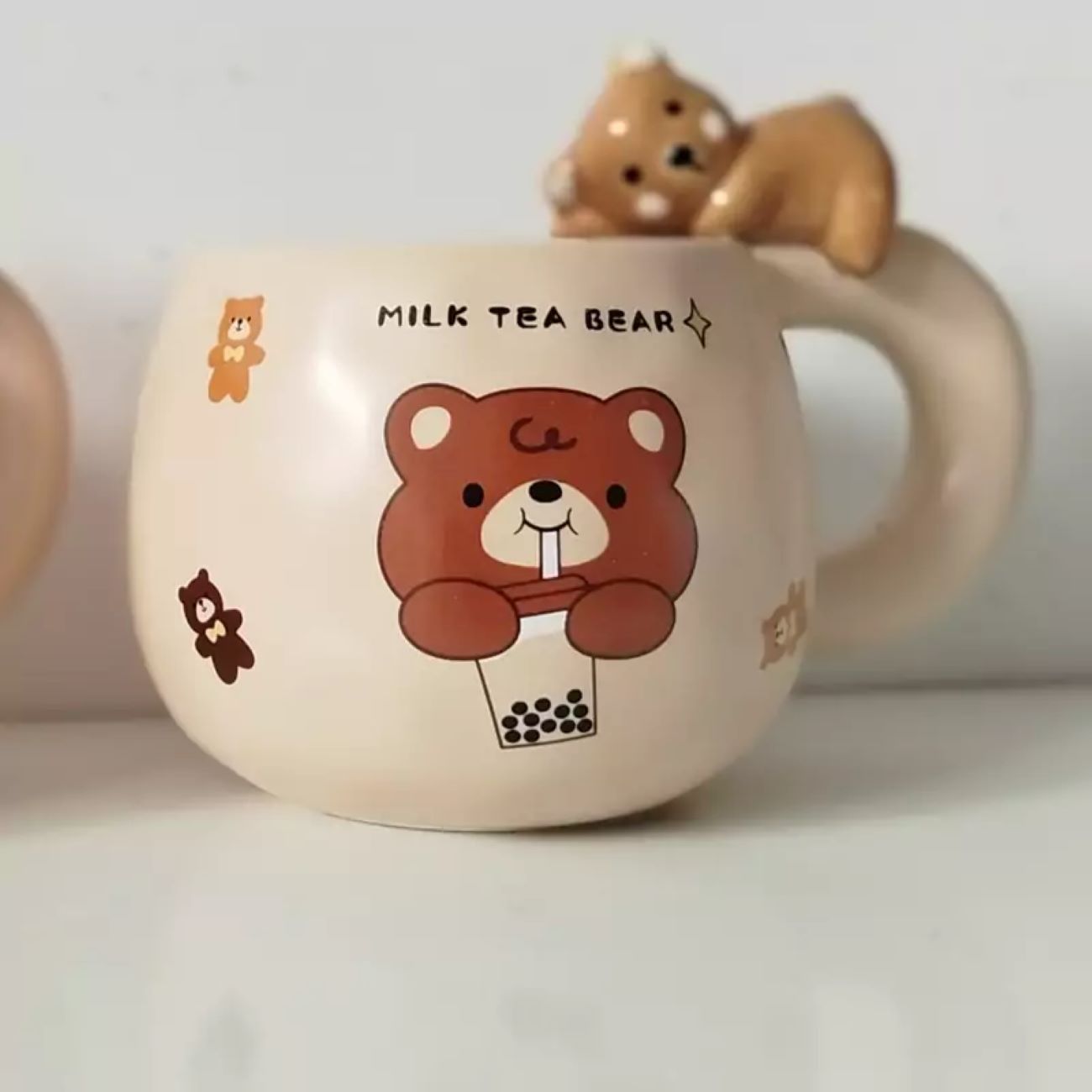 Adorable Fantasy-Keramiktasse – Teddy Bear Design mit verspieltem Griff