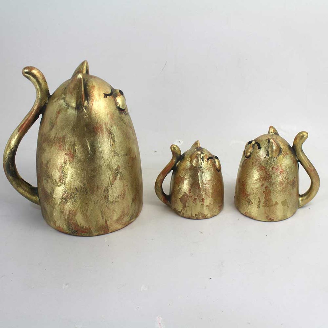 Katzenfiguren-Set aus Polyester (3-teilig) – Elegante Deko für Ihr Zuhause