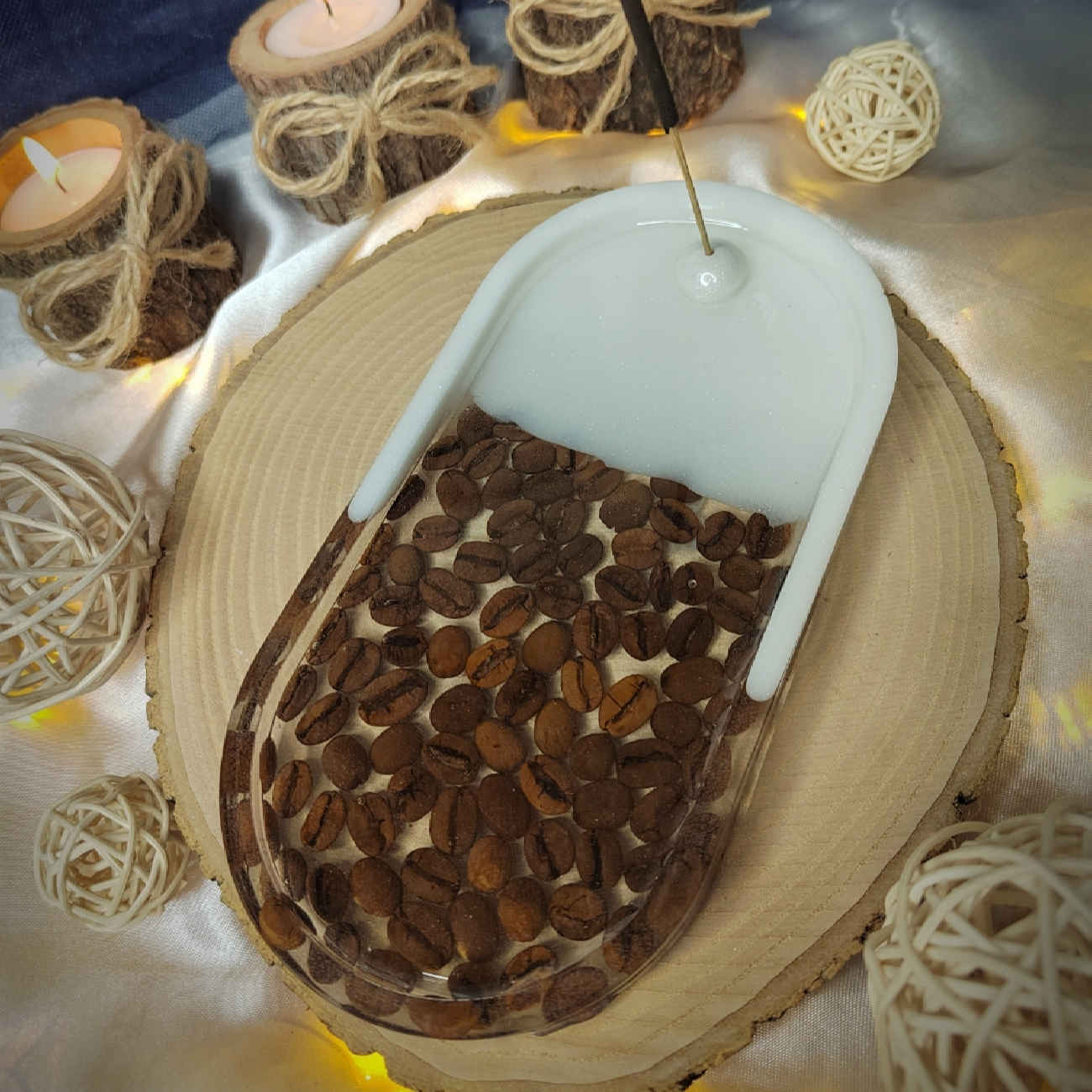 Handgefertigter Räucherstäbchenhalter aus Harz – Zen, Entspannung & Stil, Kaffeedesign