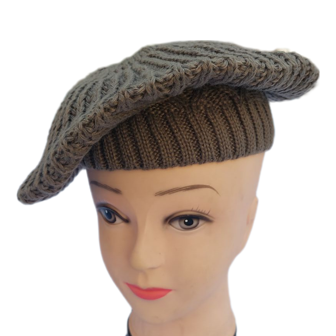 Gestrickte Baskenmütze – Weiches & bequemes Winteraccessoire