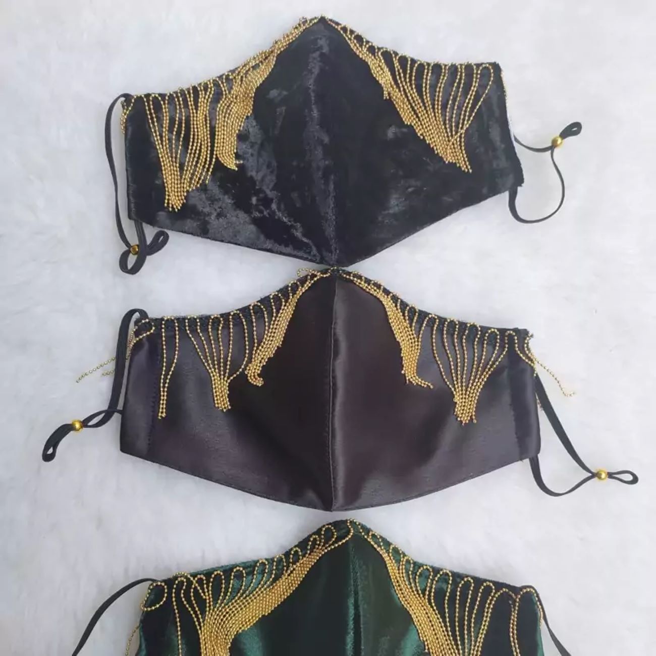 Samt Abend Gesicht Maske mit Kettendetail – Elegantes Accessoire für formelle Anlässe