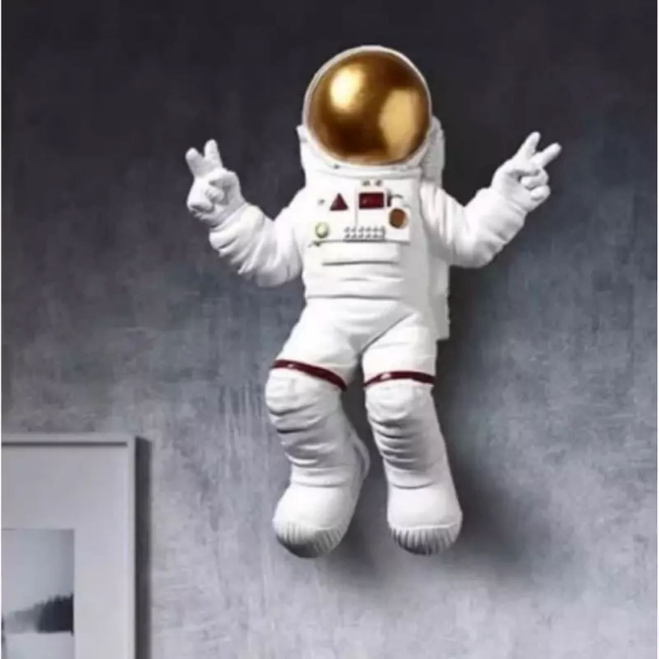 Wand-Astronauten-Statue – Einzigartiges Weltraum-Dekor