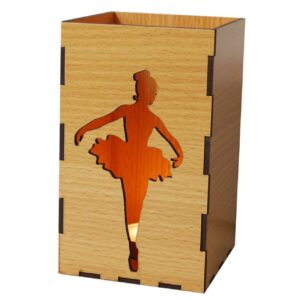 Holz-Kerzenständer – Eine schöne Ergänzung für dein Zuhause, Ballerina-Design