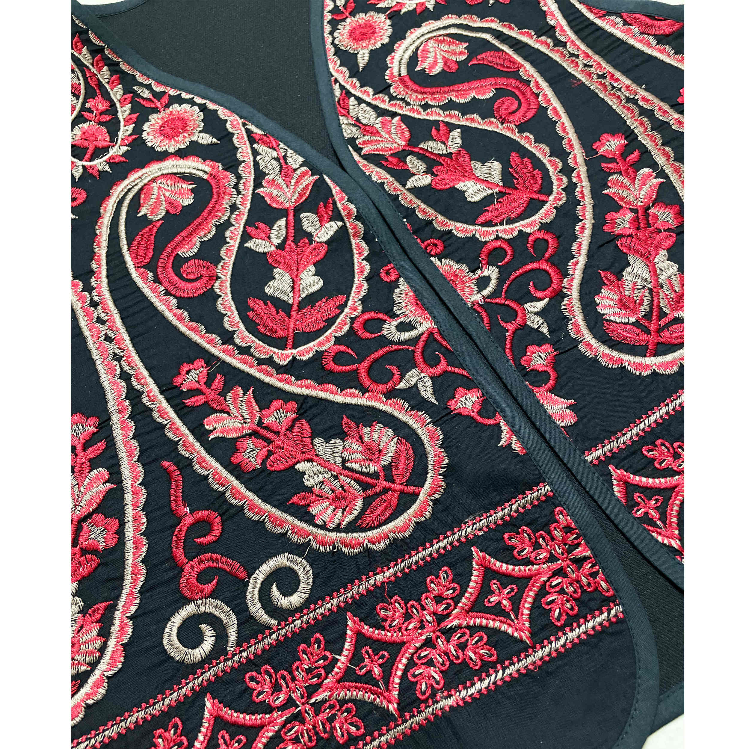 Bestickte Weste mit rotem Blumenmuster für Damen