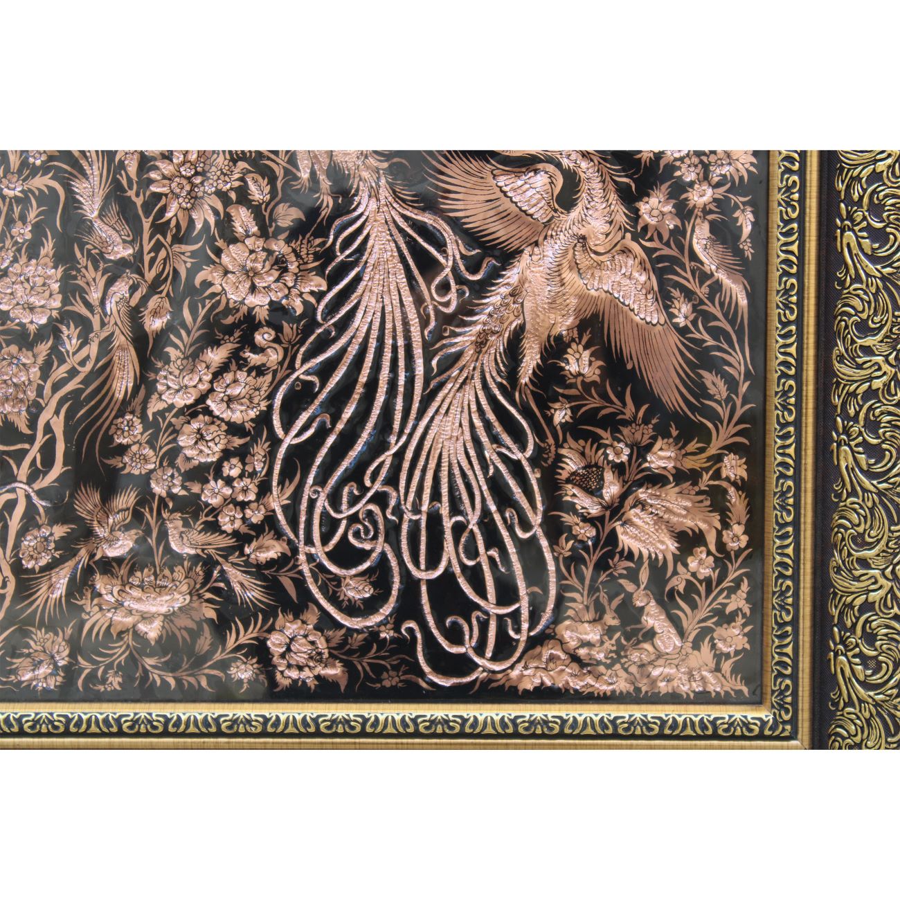 Handgefertigter Messing-Wandrahmen mit eleganter Vogel- und Blumengravur