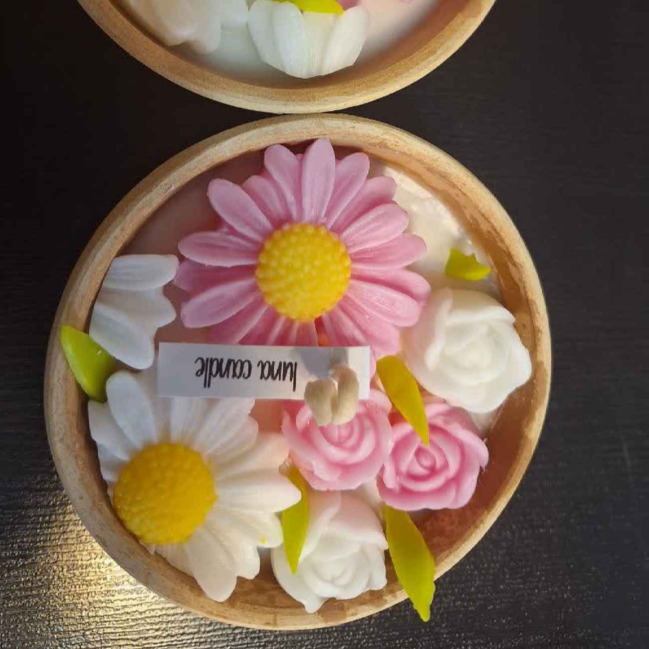 Handgefertigte Töpferkerzen im Glas – Blumenmuster