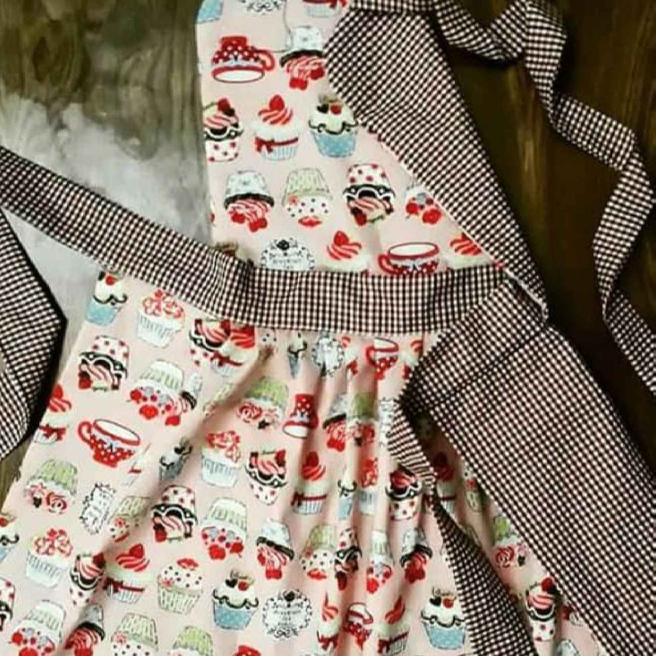 Kochen Schürze mit süßem Cupcake-Design – Perfekt für Backliebhaber
