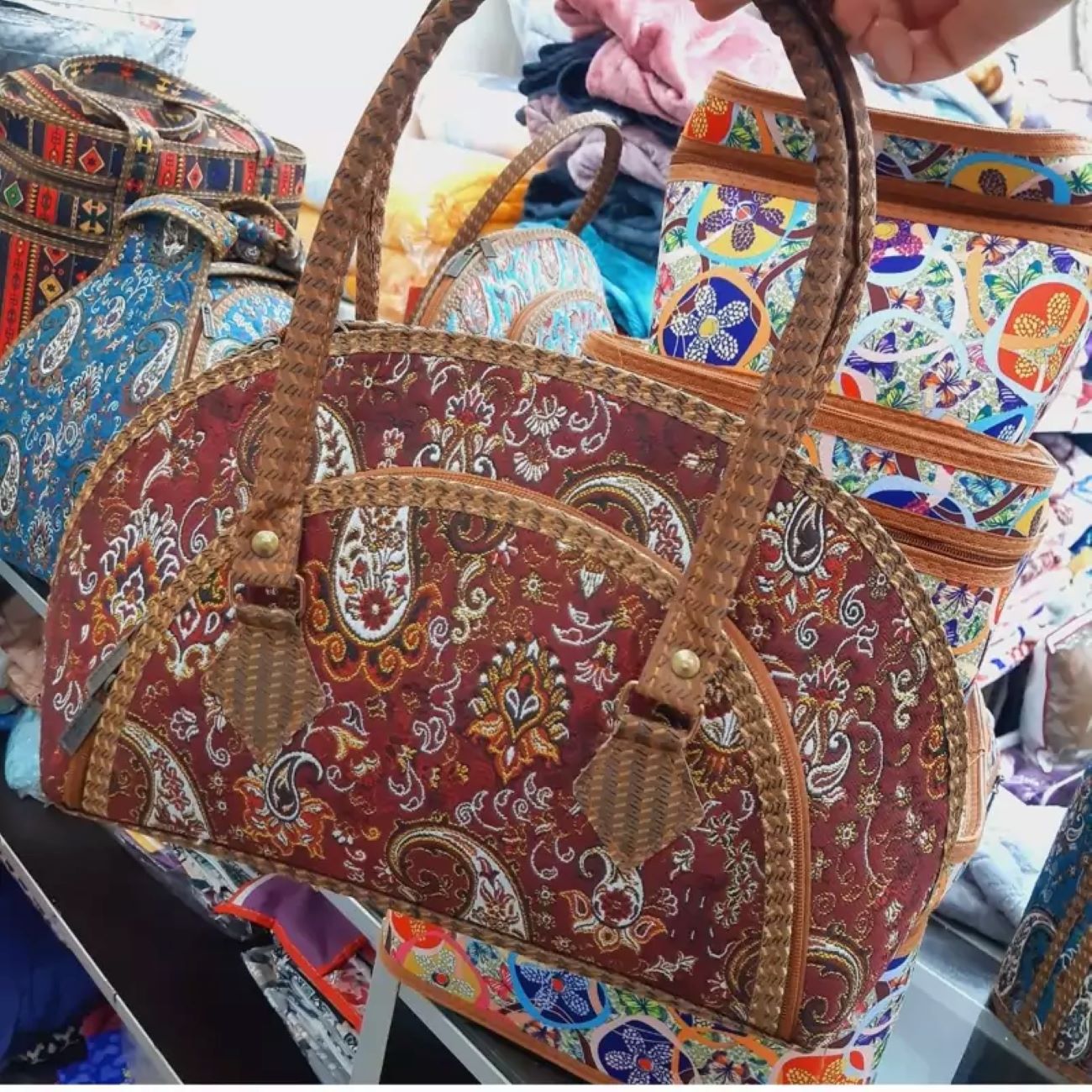 Termeh Schultertasche im Vintage-persischen Stil