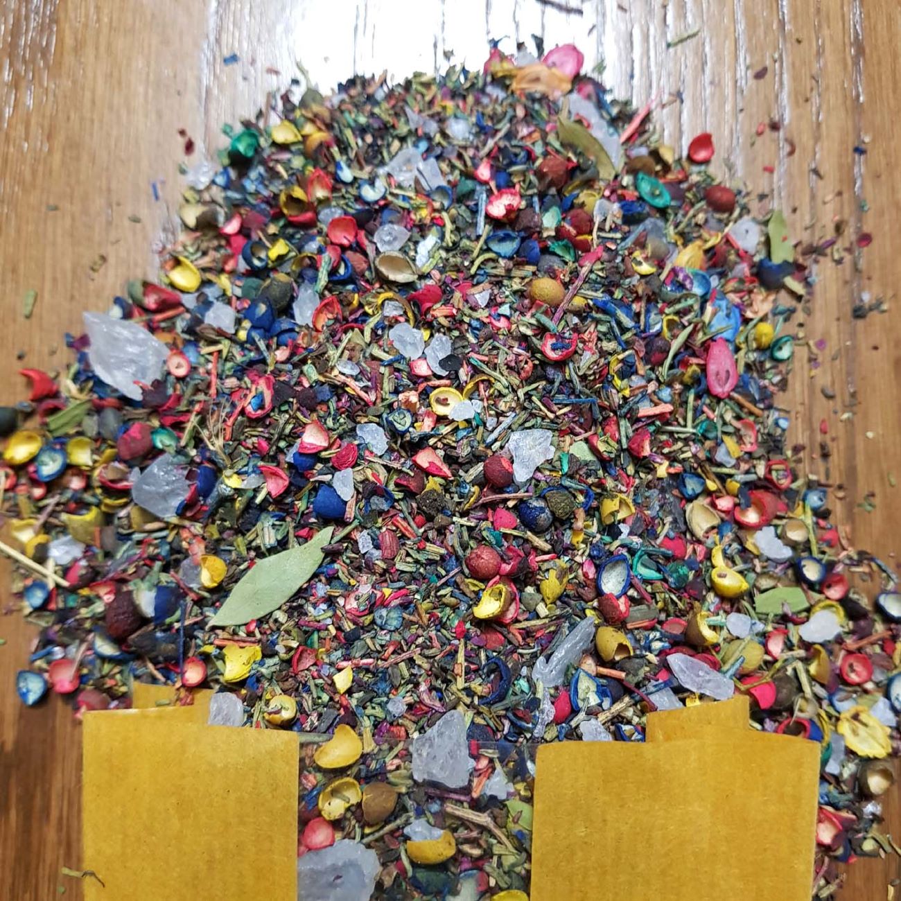 Buntes Espand – Traditioneller iranischer Rautensamen (4 Packungen à 200 g)