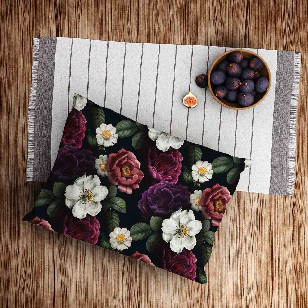 Persischer Kissenbezug mit Blumenmuster in Schwarz (2er-Pack)