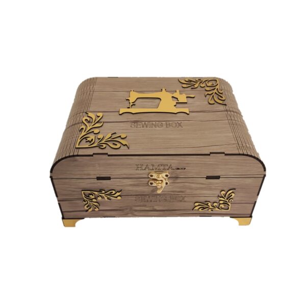 Holznähkasten mit mehreren Fächern