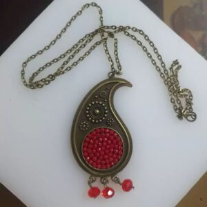 Yalda-inspirierte Bronze Halskette mit Boteh Jeghe Design
