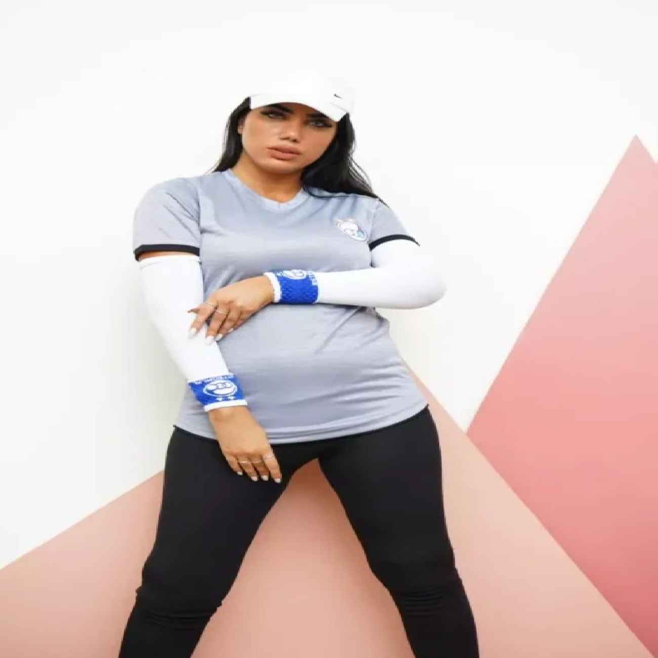 Zweiteiliges Frauen Kurzarm Rash Guard Badeanzug