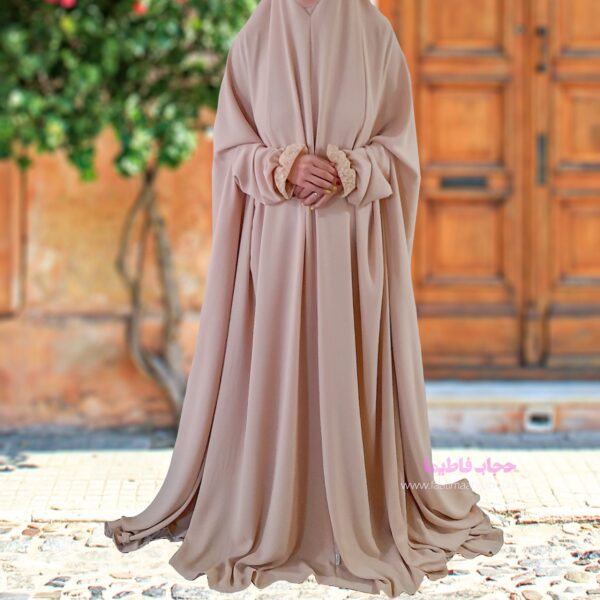 Islamic Namaz Chador with Front-Closed, with Sleeves for Women (2)