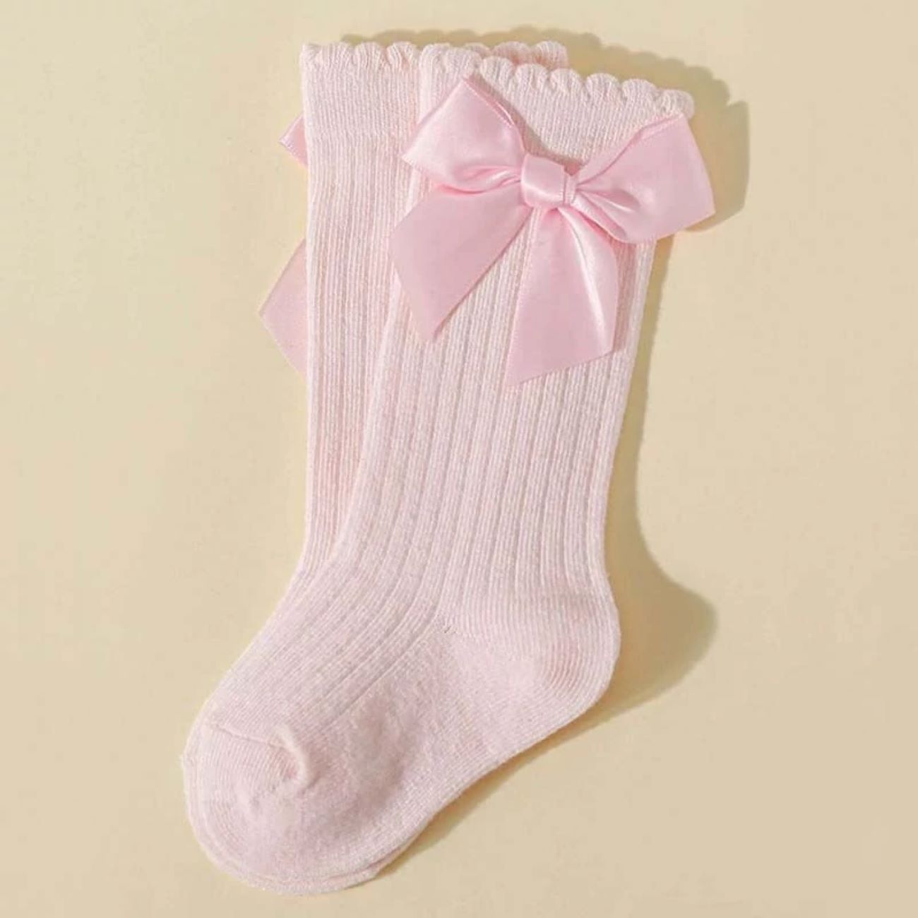 Baby-Mädchen-Socken, die kleine Füße den ganzen Tag warm und bequem halten, mit Schleifen-Design