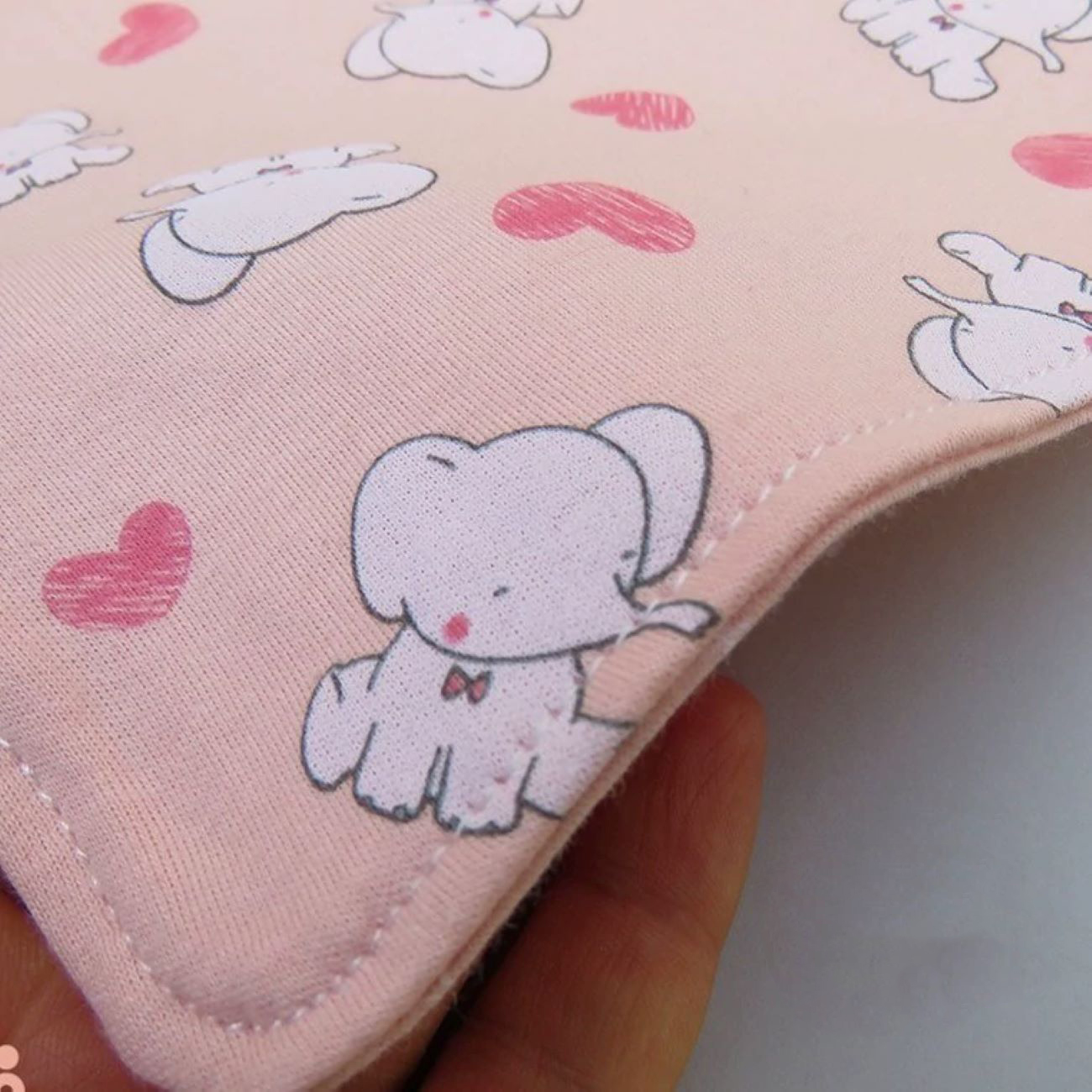 Bandana-Lätzchen für Babys und Kleinkinder mit Elefantenmotiv aus Baumwolle