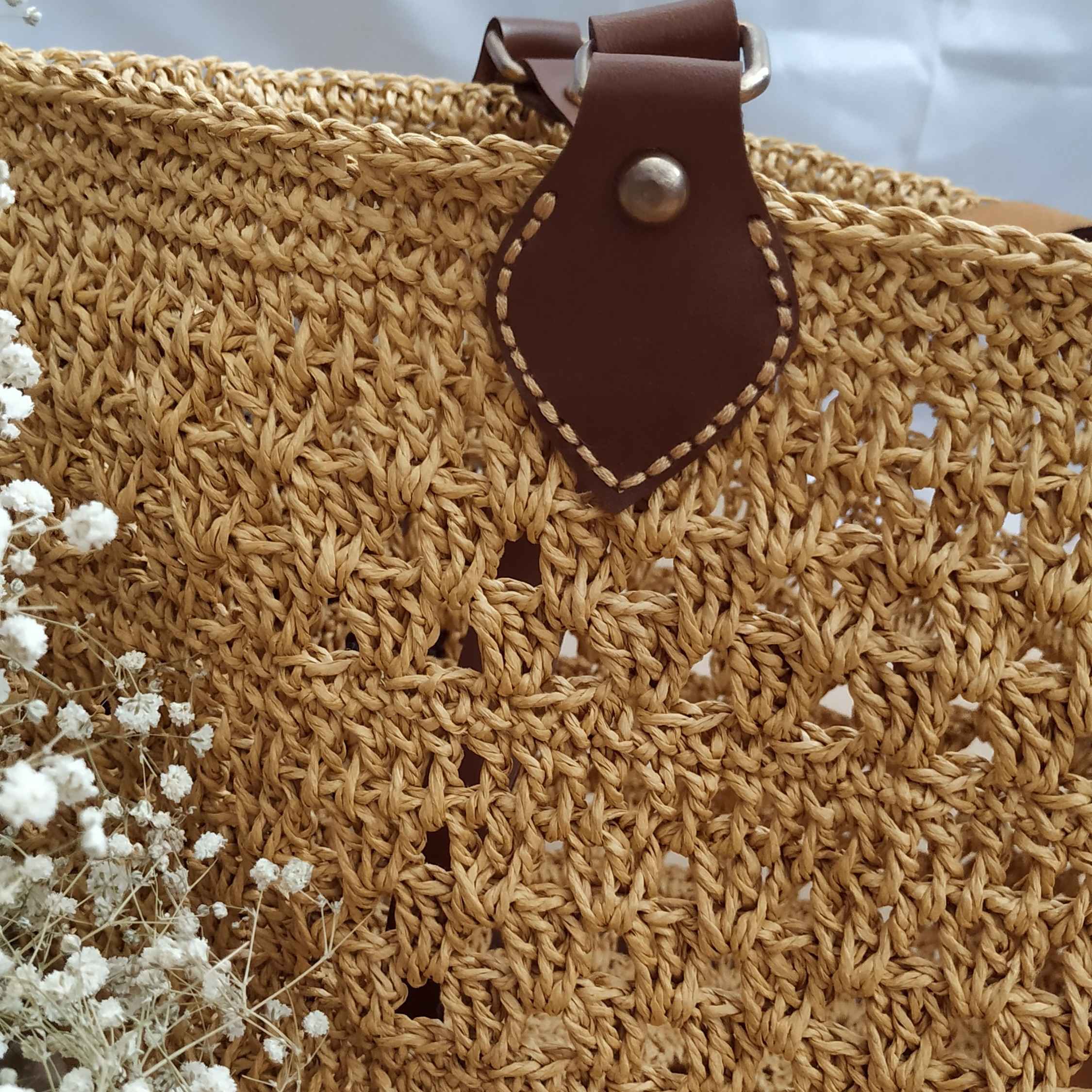 Boho gehäkelte Raffia-Tasche – Ein natürlicher Begleiter für den Alltag