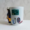 Charmante handgemachte Keramiktasse mit Ingenieur-Motiv