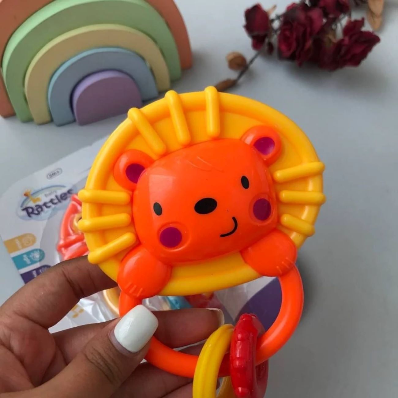 Bunte Babyrassel – Spaßige Klänge für kleine Hände