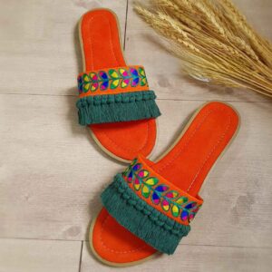 Stickierte Macramé-Hausschuhe für Damen – Weich & handgefertigt mit Blätter-Design