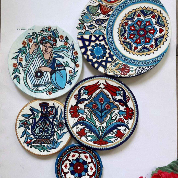 Handcrafted-Decorative-Pottery-Plate-Set-–-Traditional-Artistic-Home-Accent