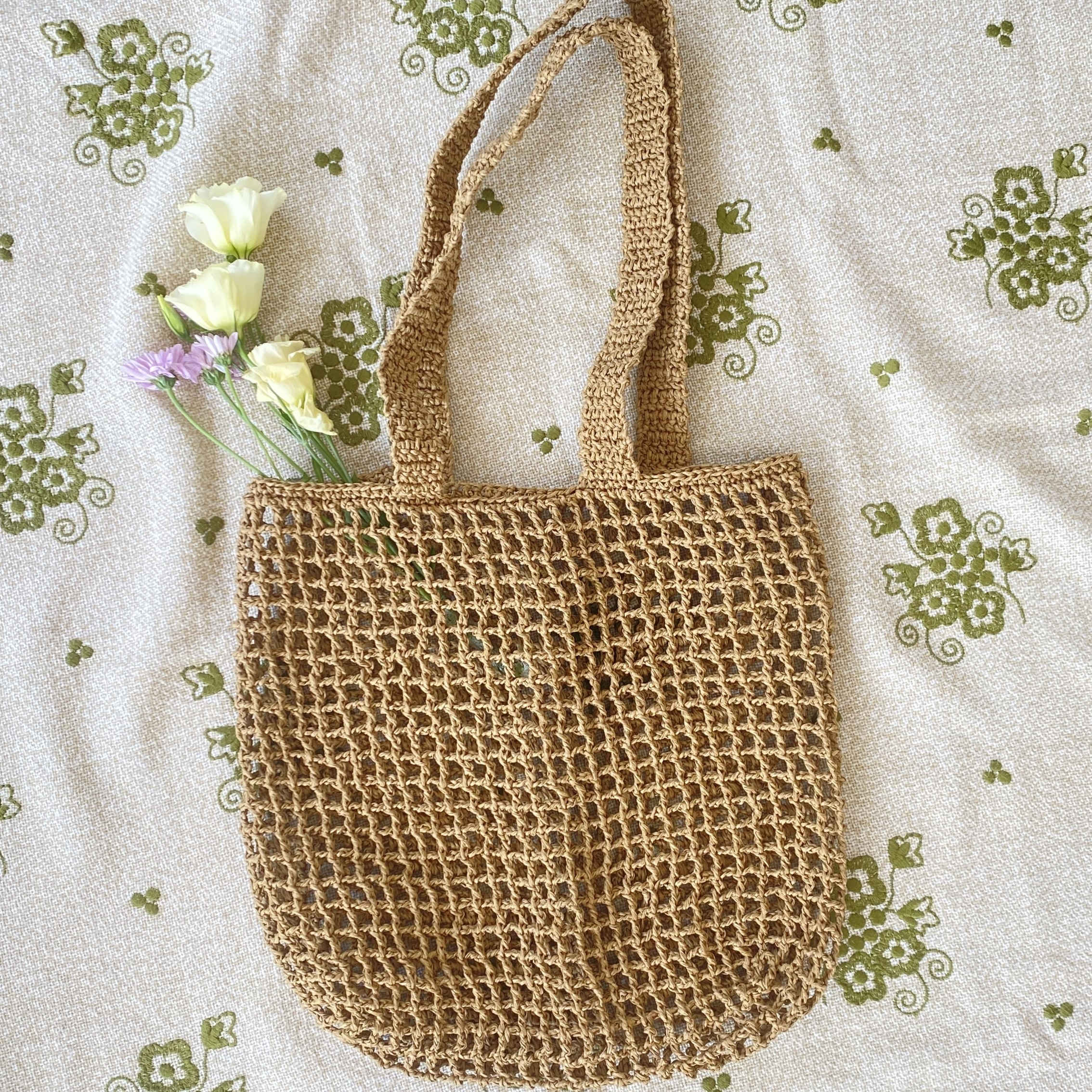 Handgefertigte Boho-Raffia-Tasche – Ideal für Urlaubs- und Resort-Looks