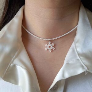 Handgemachte Schneeflocken-Choker – Minimalistisch, Ideal für den Alltag