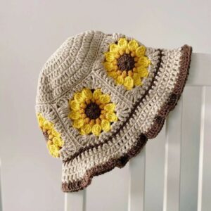 Sonnenblumen gehäkelter Bucket Hat – Weich und stylisch