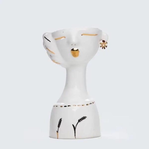 Azra-Ceramic-Vase-–-A-Statement-of-Timeless-Elegance-2-2
