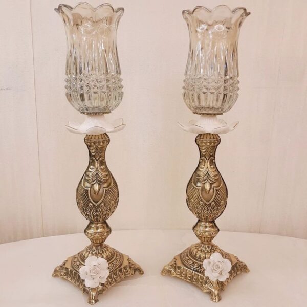 Bronze-Candle-Holder-with-White-Blossom-Flower-Design