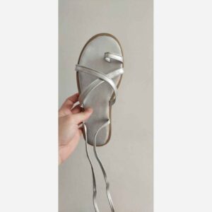 Bequeme Gladiatorensandale zum Schnüren – Trendiges & langlebiges Design in Silber
