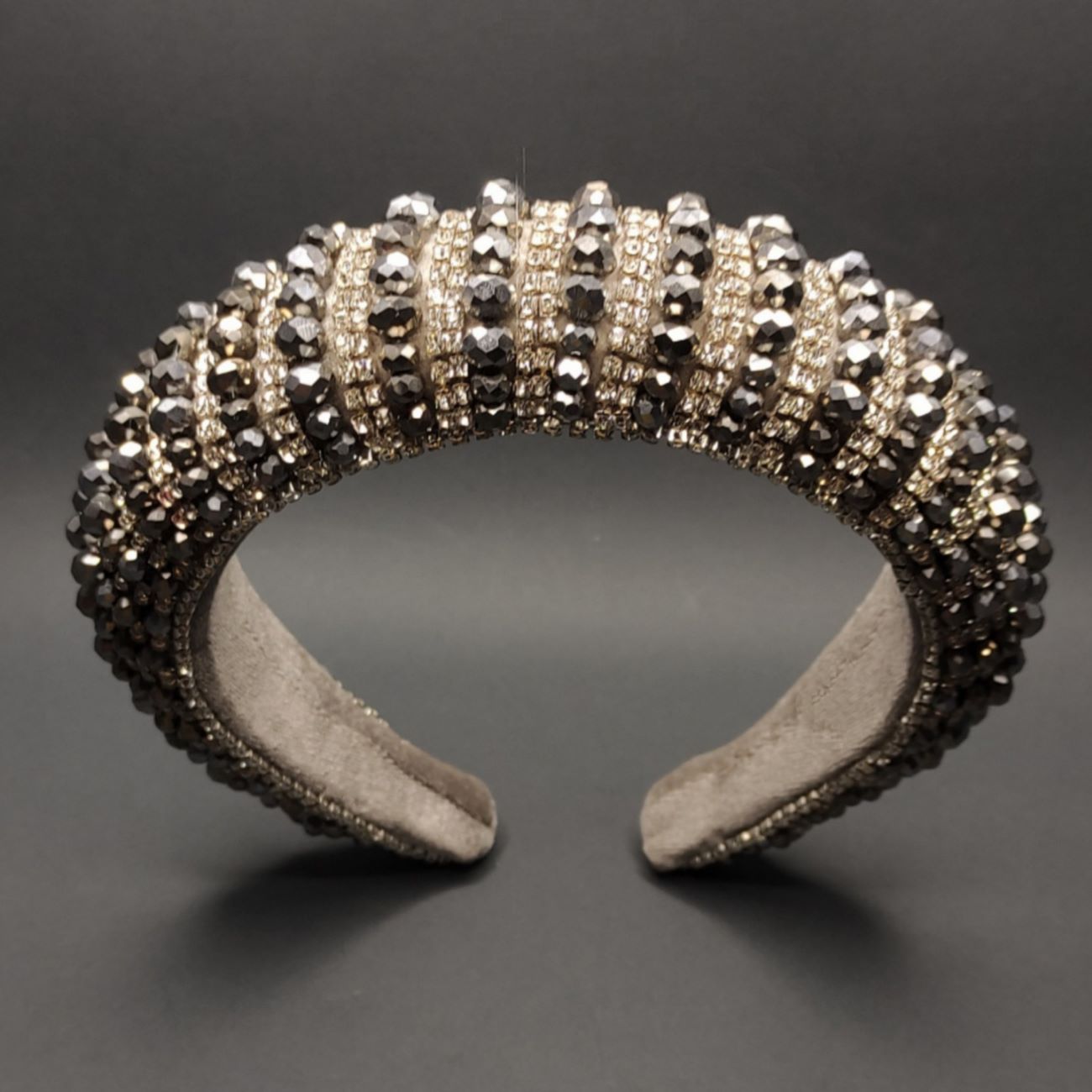 Kopfband mit Kristallperlen – Glanzvoller Look