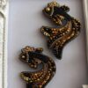Goldene Fisch-Perlenbrosche – ein Accessoire für Naturliebhaber