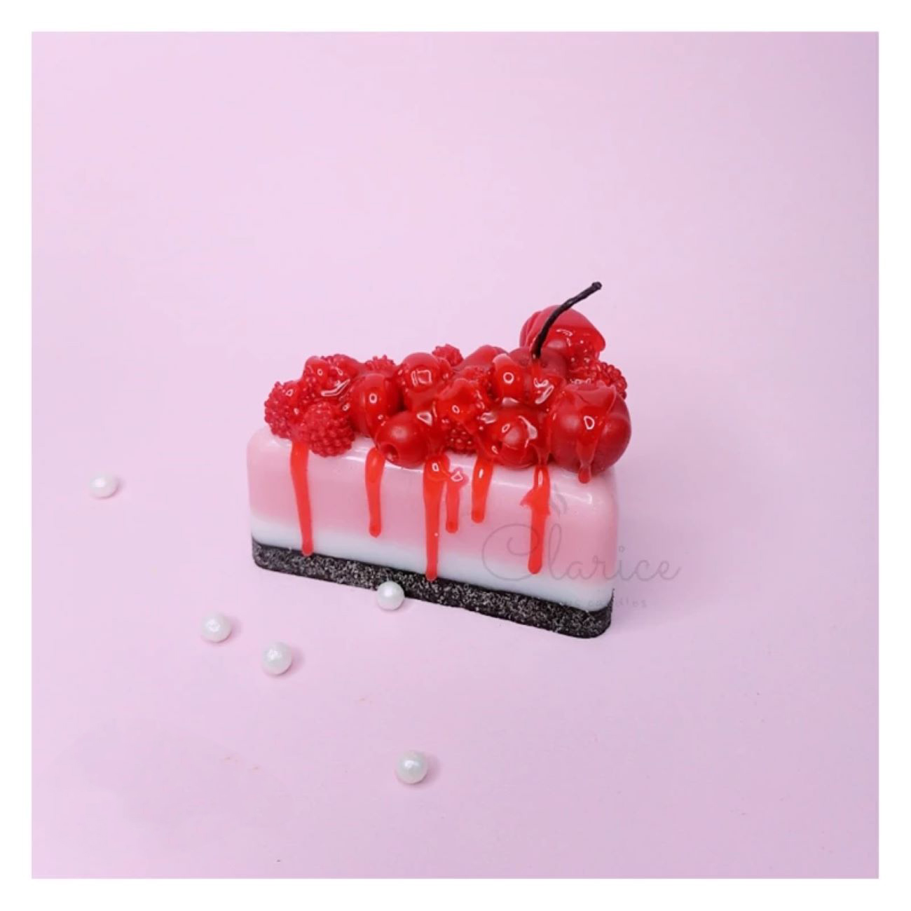 Handgemachte Kerze – Elegant gestaltet wie ein köstliches Dessert