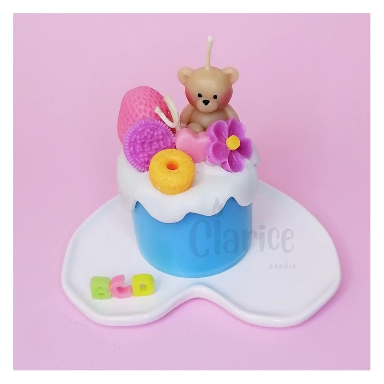 Handgemachte Kerze – Elegant gestaltet wie ein köstliches Dessert