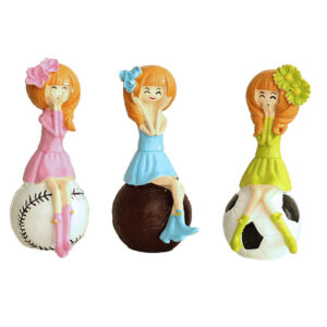 Leilpar Figurenpuppenset – Schlafzimmerdekoration & Geschenk, Mädchen mit Ballmotiv (3-teilig)
