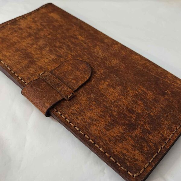 Minimalist-Leather-Wallet-–-Durable-Elegant-Multiple-Card-Slots-Cash-Compartment-2