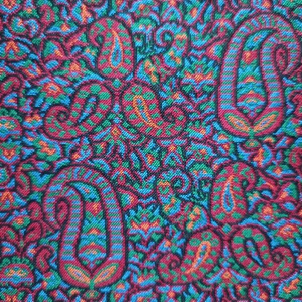 Persian-Termeh-Threads-of-Tradition-and-Beauty-4