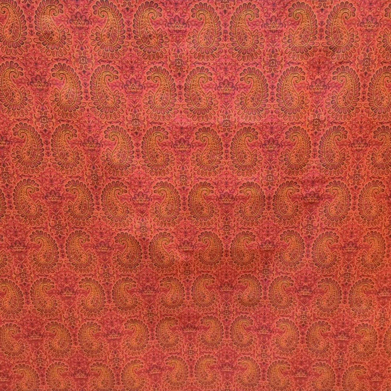 Termeh-Pracht: Handgefertigte persische Textilien, die die Seele einer zeitlosen Tradition verkörpern