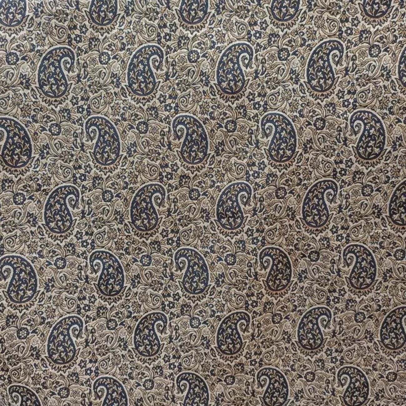 Die Magie von Termeh: Persische Träume gewebt