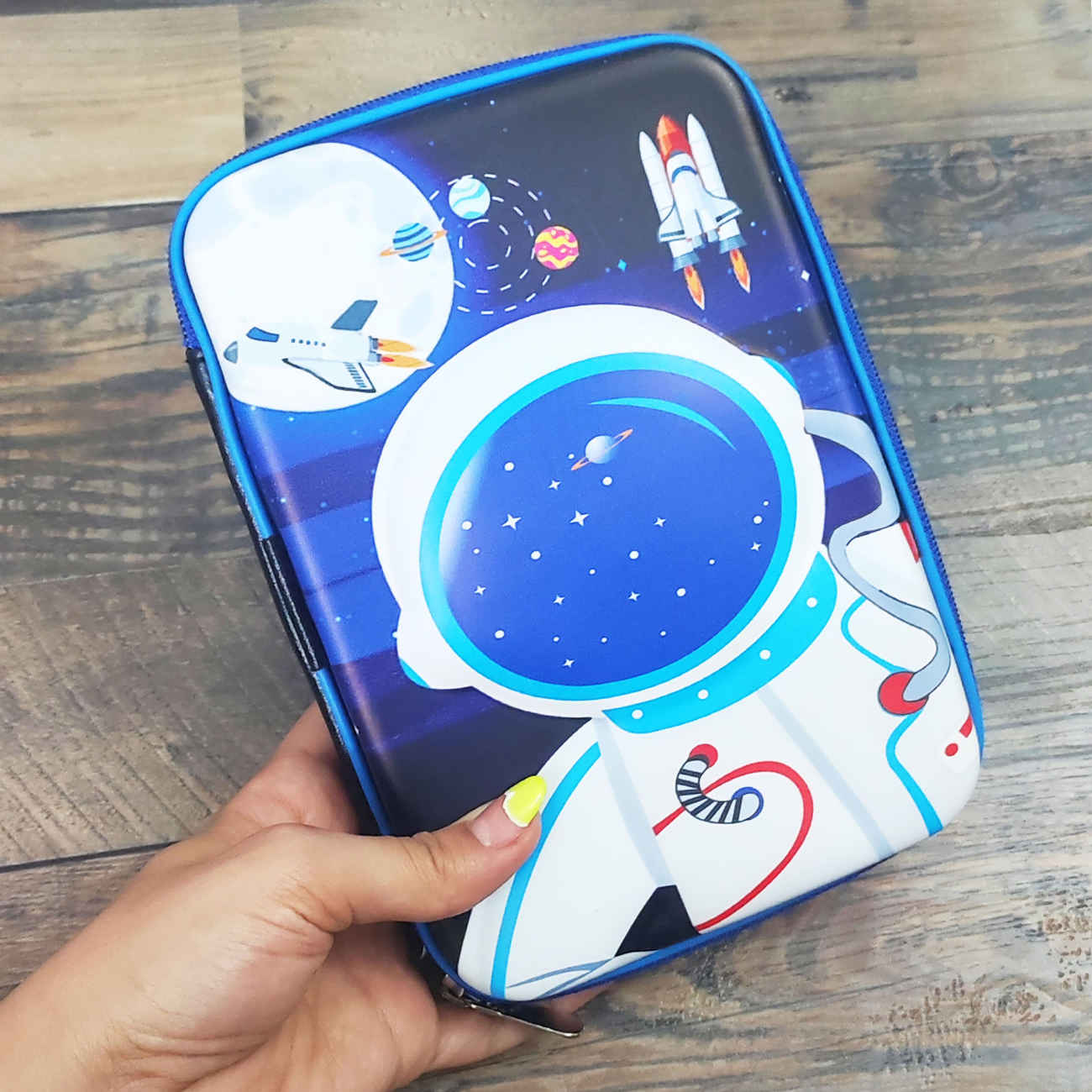 3D-Weltraum-Federmäppchen – robustes Kunststoffdesign für Kinder von Light Star