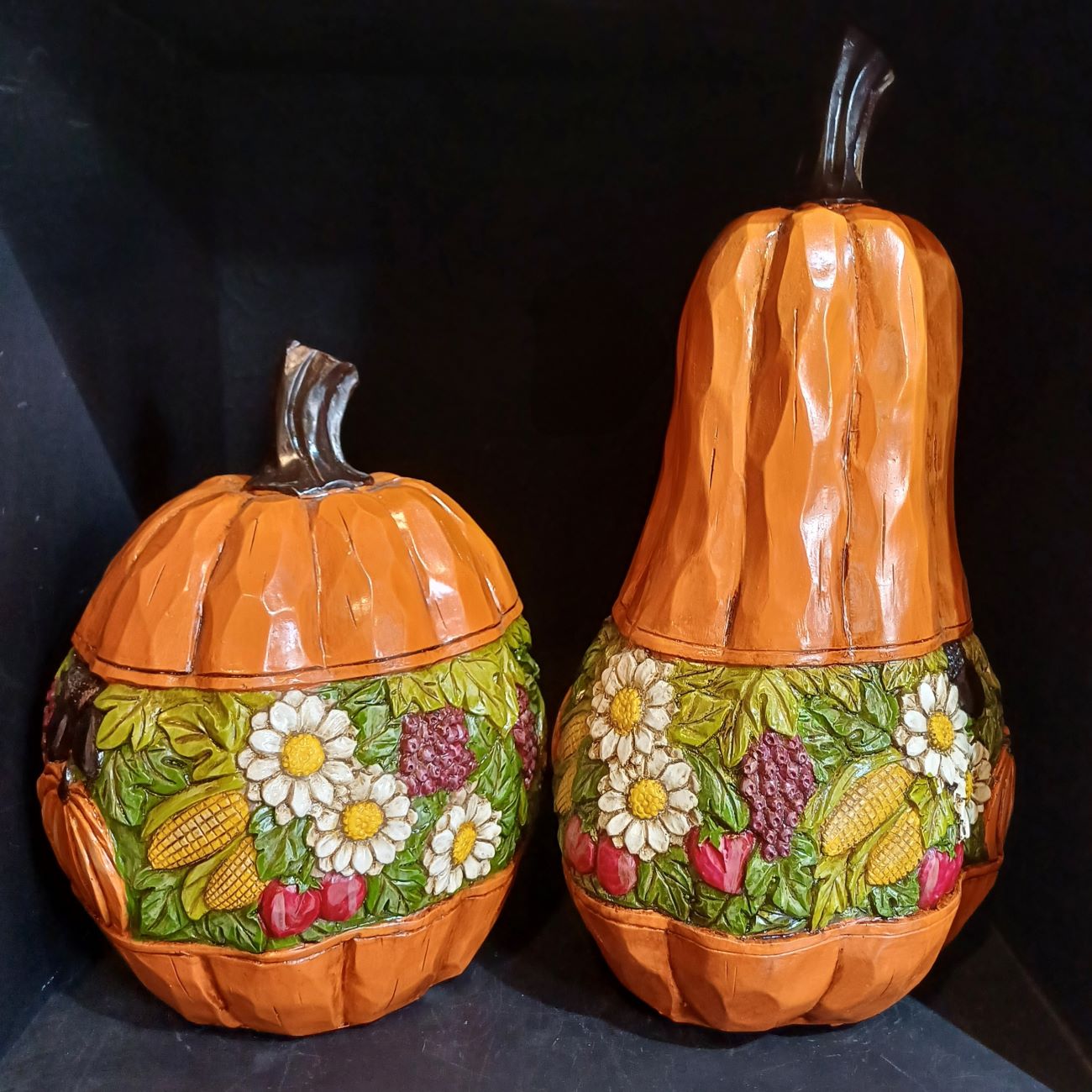 Dekoratives Kürbis-Set, Sandgestrahltes Polyresin mit Zwei Deckeln – Ideal für Herbstdekoration (Set aus 2)