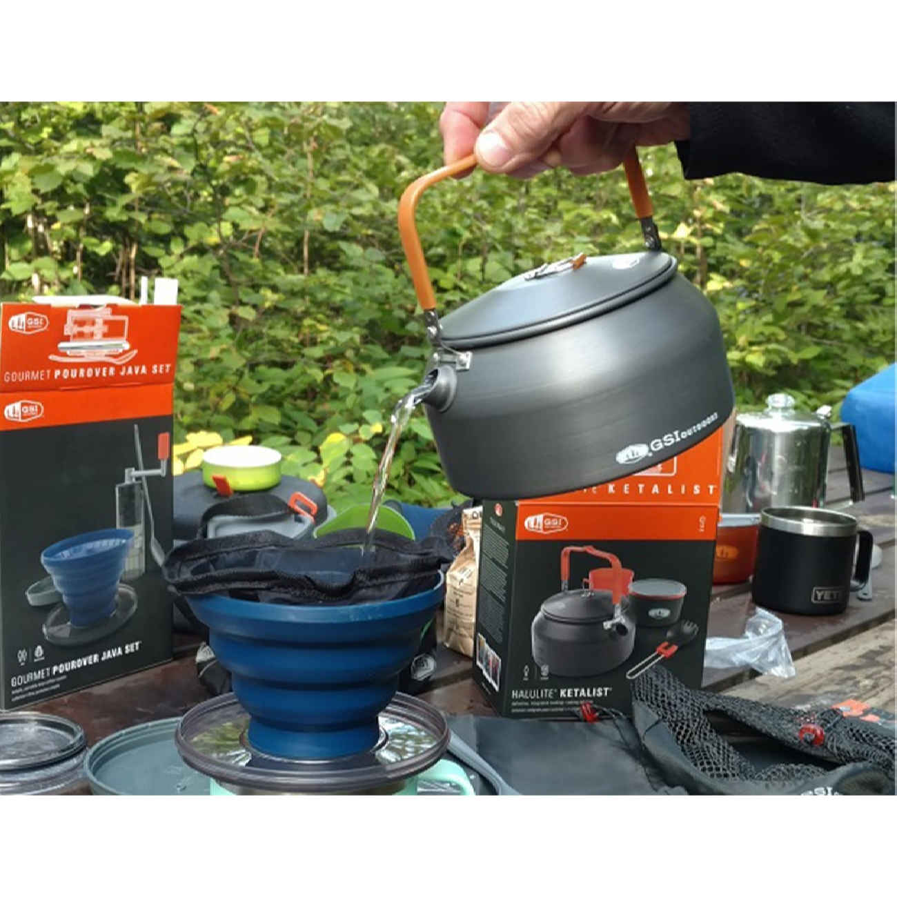 GSI Kochgeschirr-Set für draußen – Vierteiliges Camping-Set für Rucksacktouren und Wildnisabenteuer